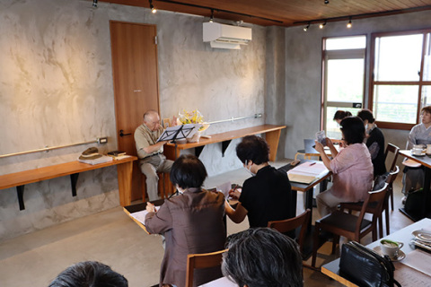 春山さんが『源氏物語』の面白さを読み解いた勉強会