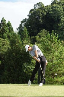 日頃の練習の成果を披露するジュニア世代の選手たち