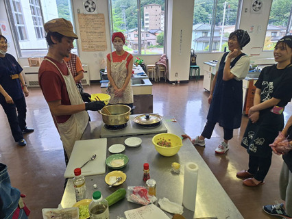 消費拡大に向け開かれた料理教室