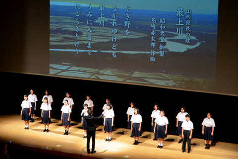 酒田に芸術の秋到来を告げる市民芸術祭が開幕した