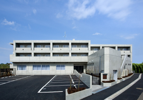 荘内館」新たな船出 県出身者の東京学生寮 駒込学生会館完成祝う｜2008