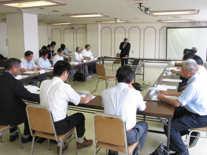 事業計画などを協議した研究会の初会合