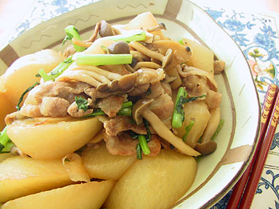 ダイコンと豚肉の中華煮の写真