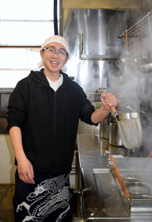 ラーメン店をオープンした“学生社長”の佐藤さん